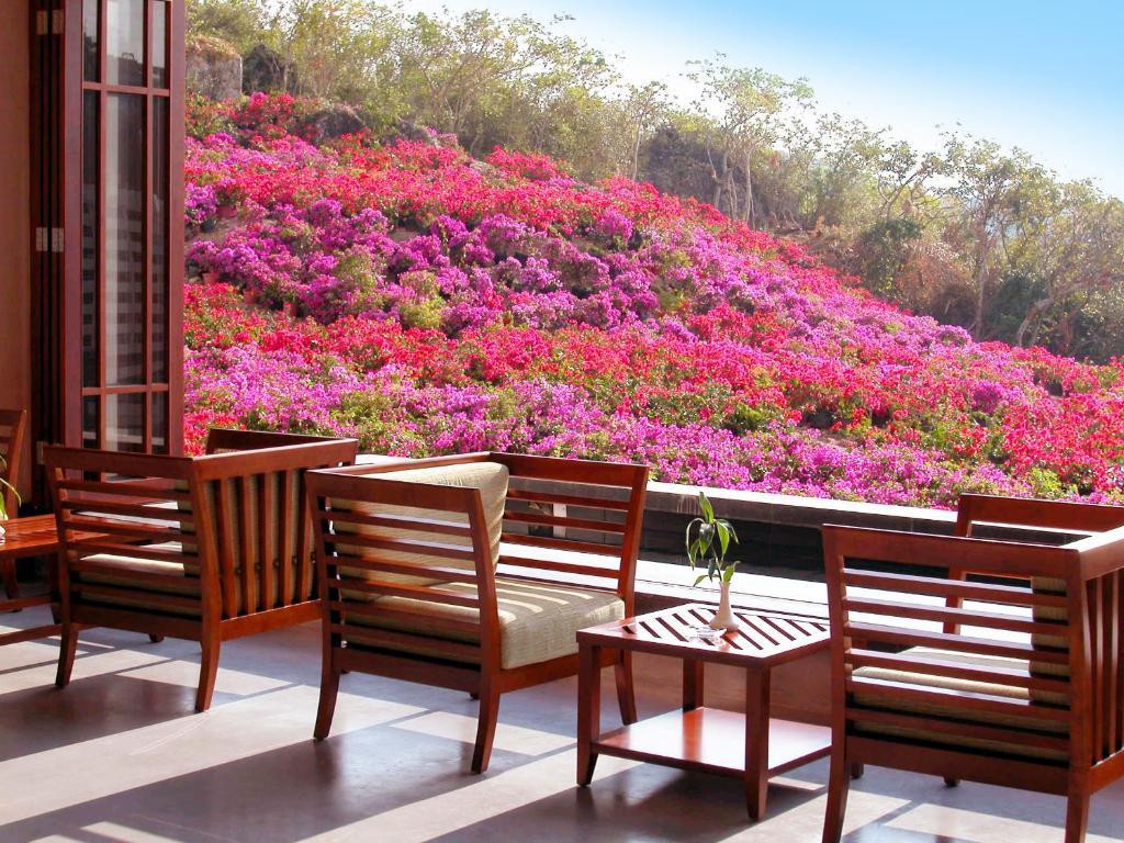 Guesthouse International Hotel Sanya Exteriör bild